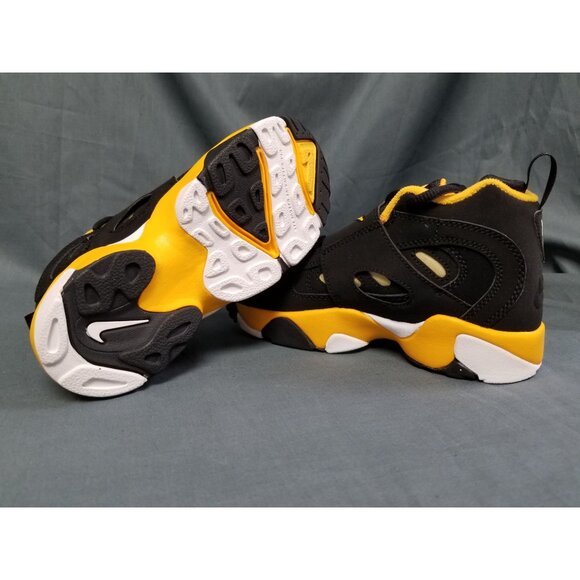 Nike Diamond Turf 2 (PS) Sneakers Black Yellow Size 12c NEW in BOX! - Picture 2 of 11